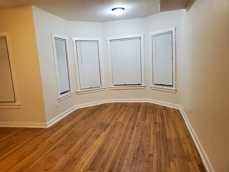 114 N Hamlin Ave. — Photo 7
