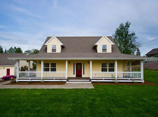 28160 SW Canyon Creek Rd S, Wilsonville, OR 97070