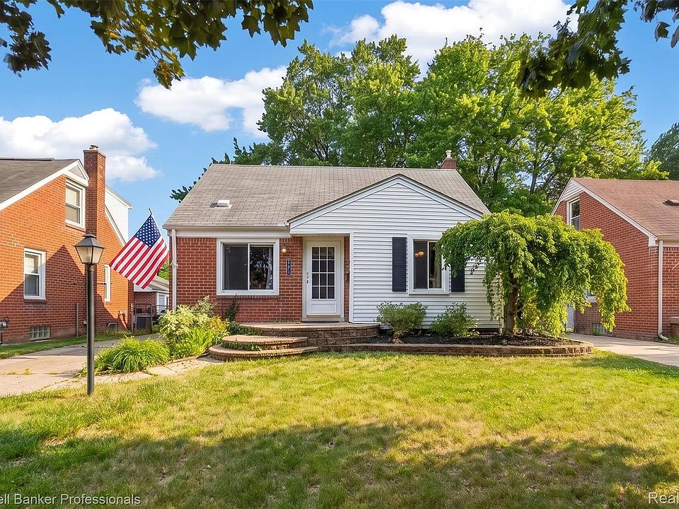 1st image of 3211 Ferris Ave