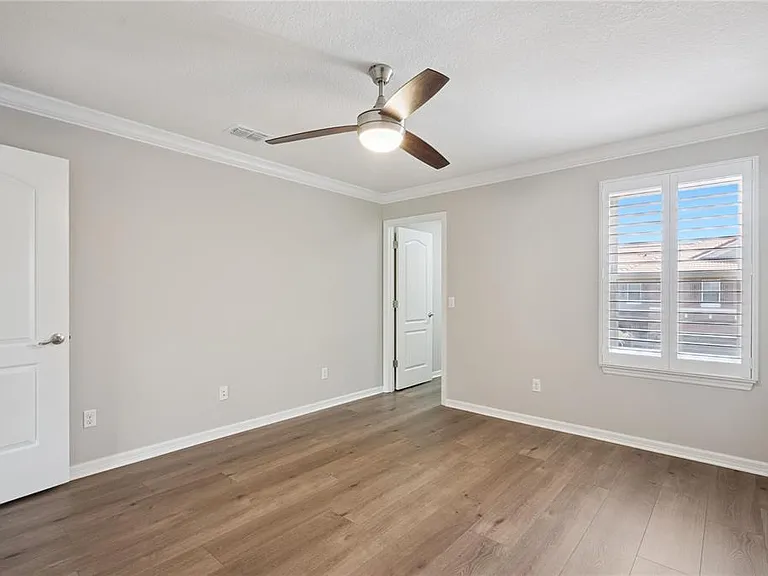 5640 Siracusa Ln — Photo 22