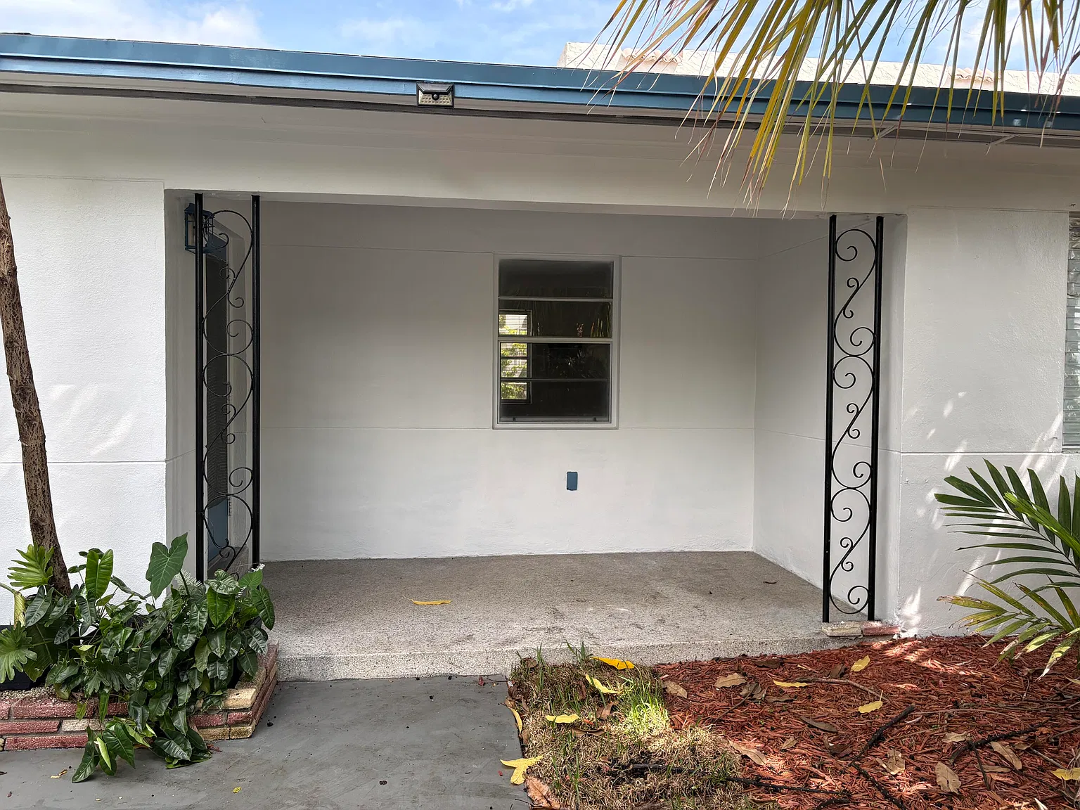 1 bed, 1.0 bath, 3899 sqft, $1,590 — Photo 1