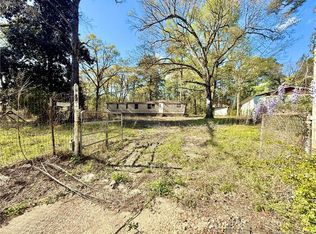 Driftwood Dr, Leesville, LA 71446