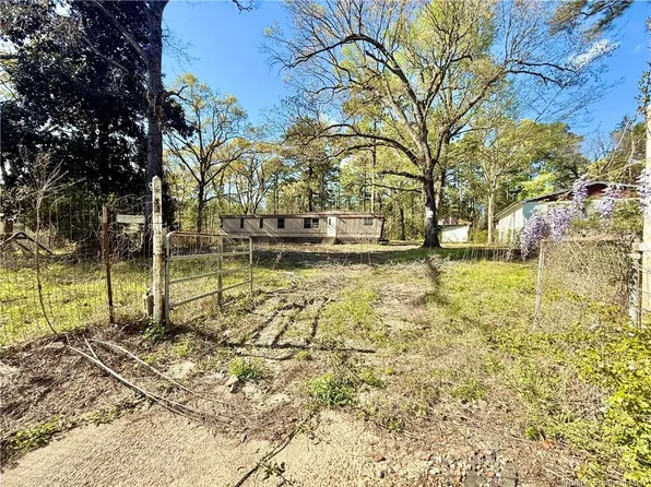 Driftwood Dr, Leesville, LA 71446
