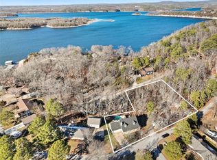 8479 Pine Ridge Dr, Rogers, AR 72756