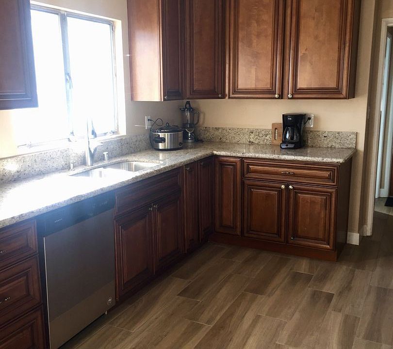 1st image of 2602 Buena Vista Ave