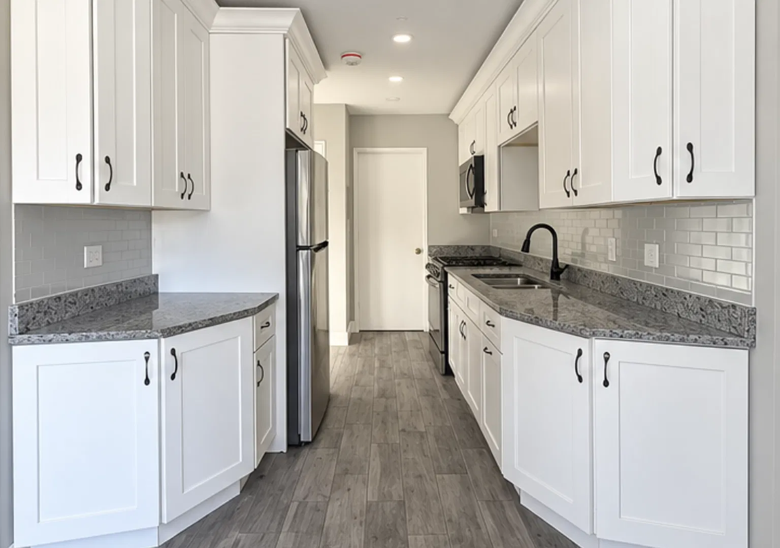 360 East North Avenue — Photo 4