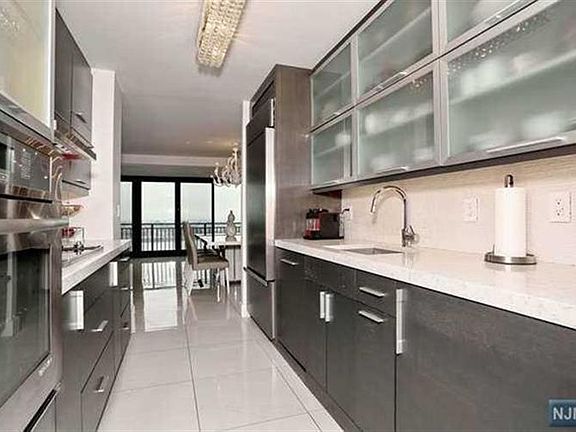 2nd image of 1500 Palisade Ave APT 22B