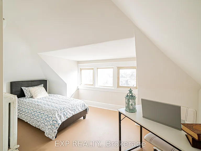 52 Proctor Blvd #MAIN — Photo 30