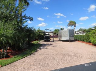2127 Saint George Dr, Davenport, FL 33837