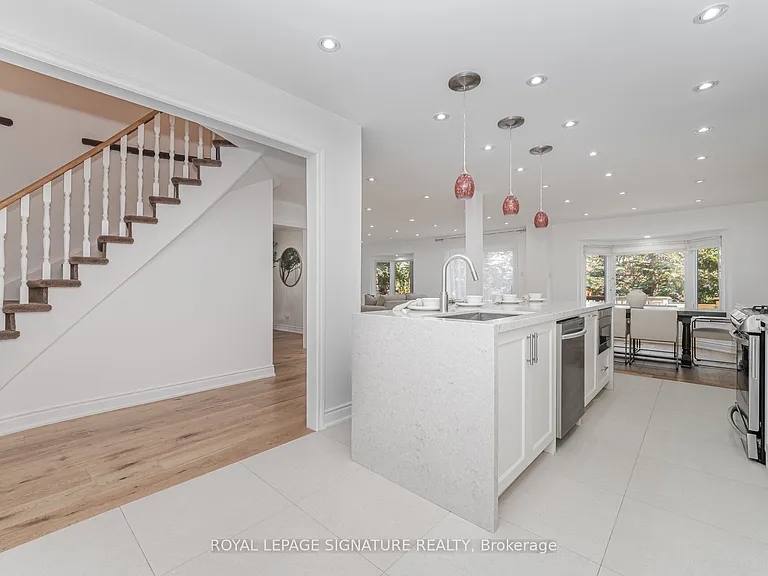 5217 Fallingbrook Dr — Photo 19