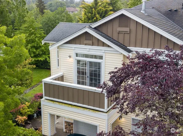 1855 Trossachs Boulevard SE #2105, Sammamish, WA 98075