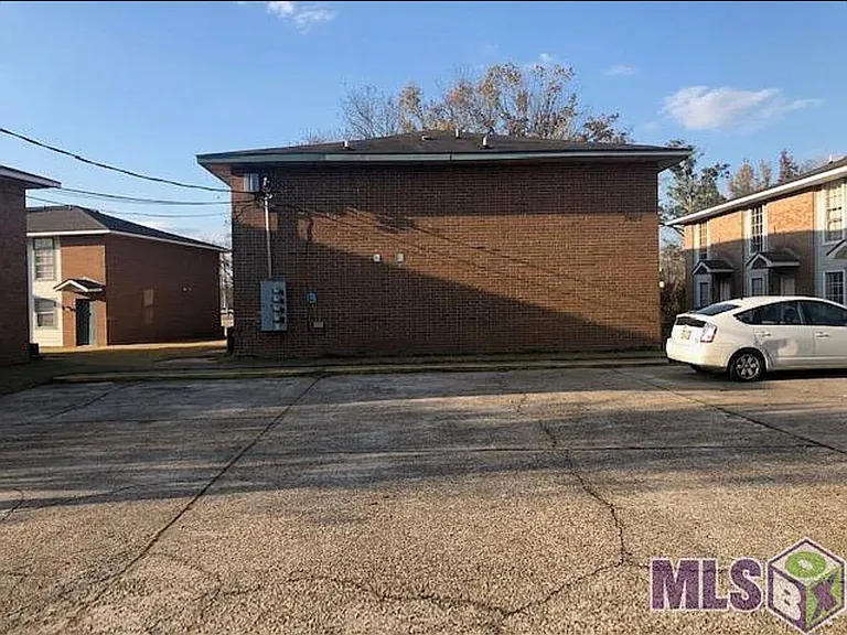 5407 Nicholson Dr — Photo 12