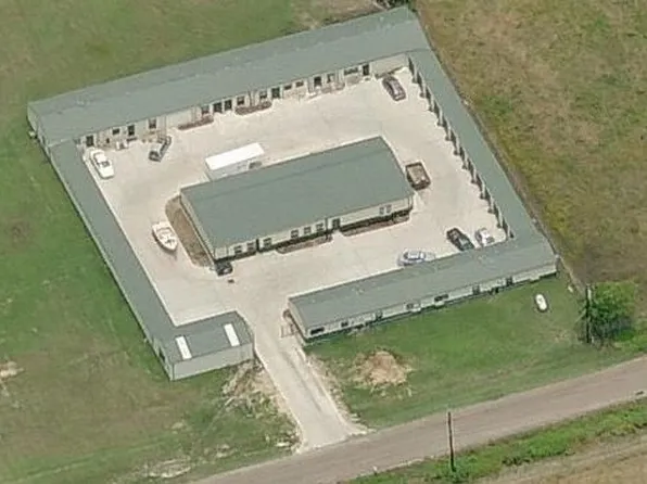 700 Buster Chatham Rd #34, Waco, TX 76705