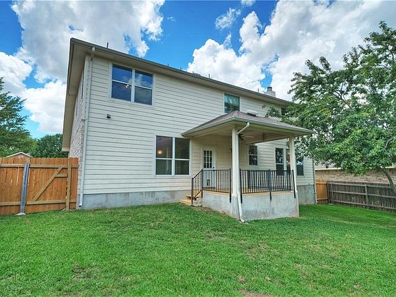 5th image of 2309 Rock Ledge Dr