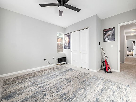4th image of 536 Oakwood Ave #536