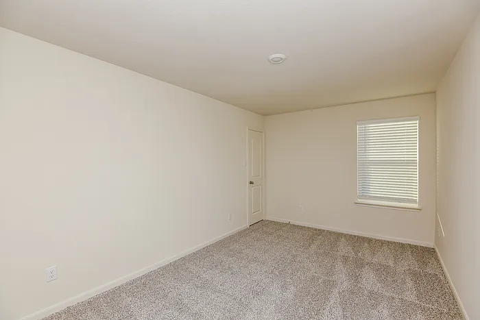 10900 Gray Mare Dr — Photo 12