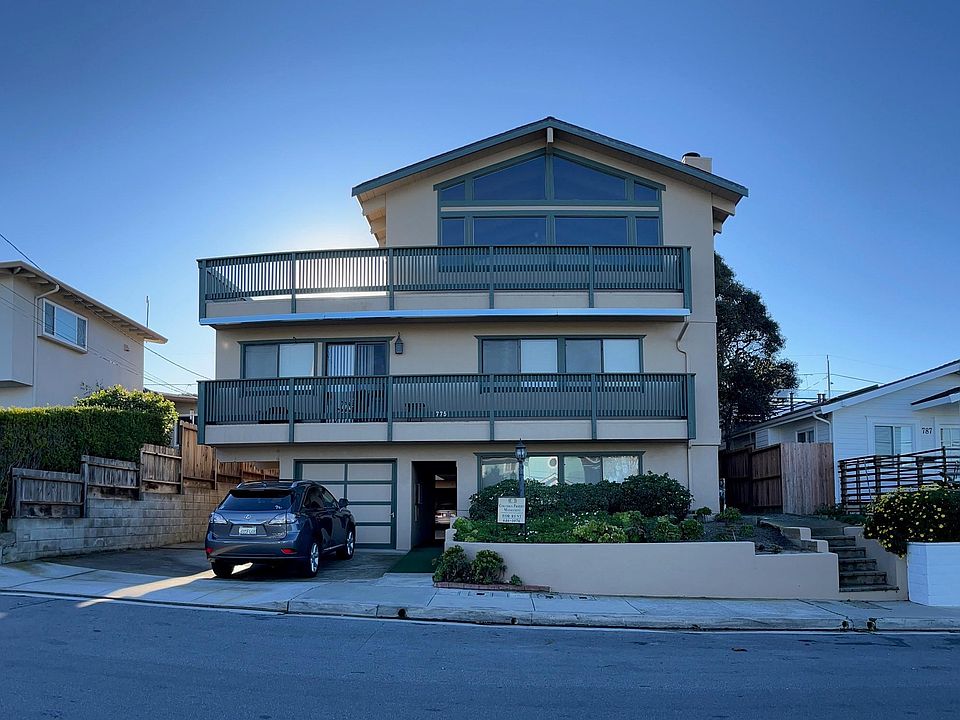Front of Apartment Complex