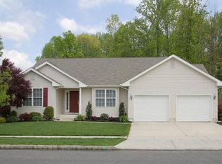 410 Woodruff Trl, Mullica Hill, NJ 08062