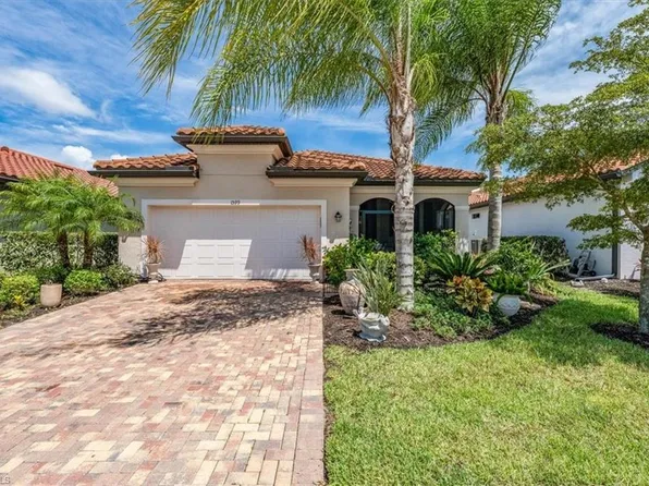 1599 Marton Ct, Naples, FL 34113