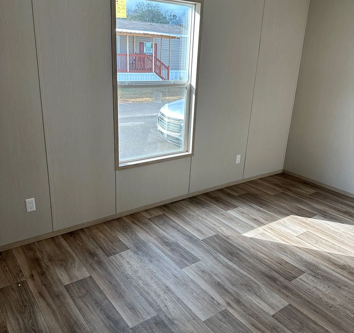3 bed, 1216 sqft, $68,900 — Photo 1