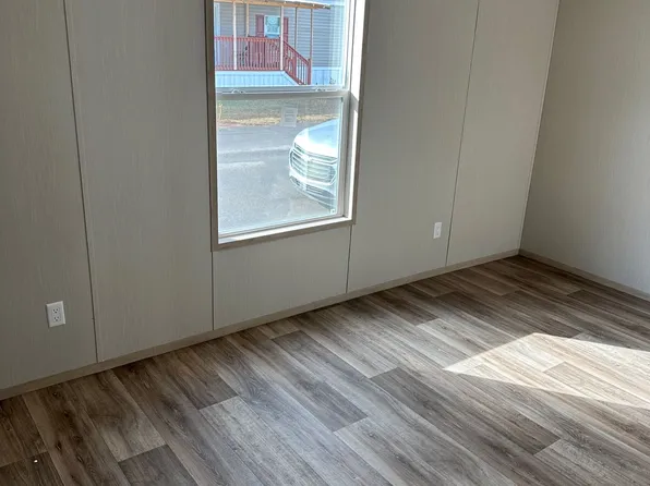 4509 Triana Blvd SW, Huntsville, AL