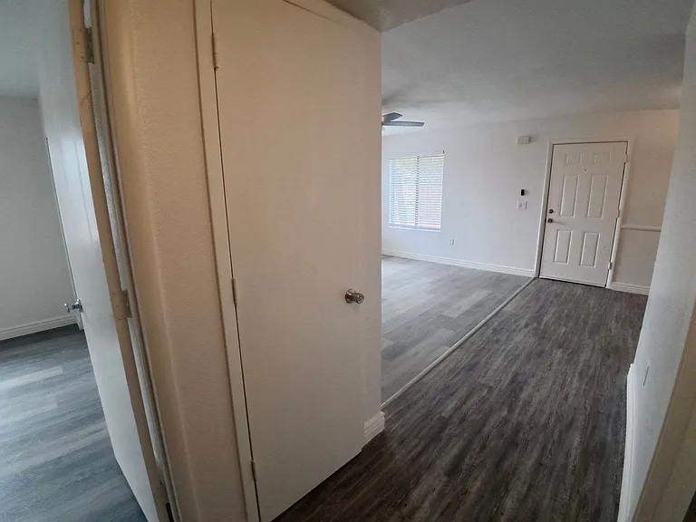 1 Month FREE Rent + No Application Fee 3049 E Cicero Street, Mesa, AZ! — Photo 9