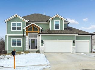 9018 N Denver Ave, Kansas City, MO 64156