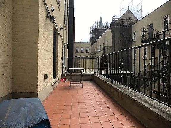 5th image of 110 Saint Marks Pl APT 5