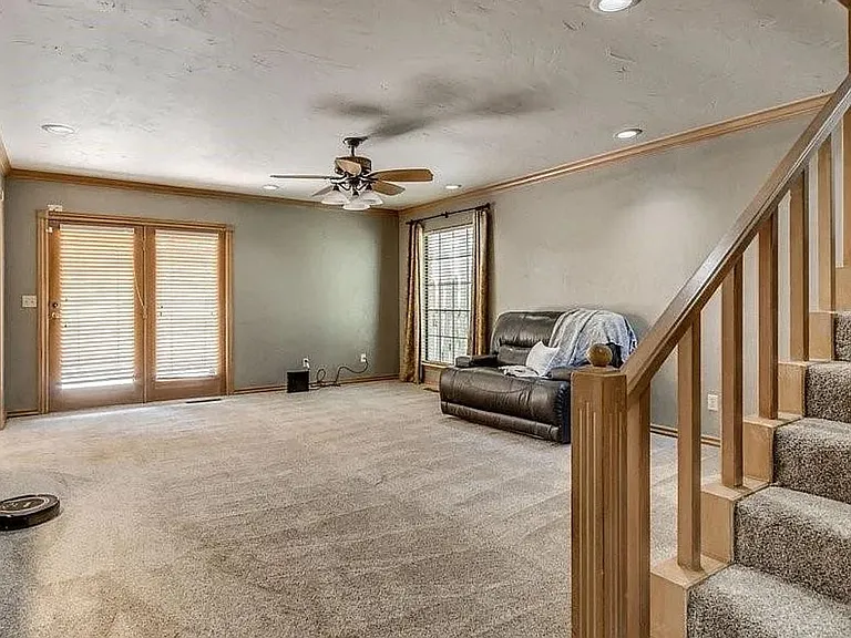 1408 Fox View Ct — Photo 8