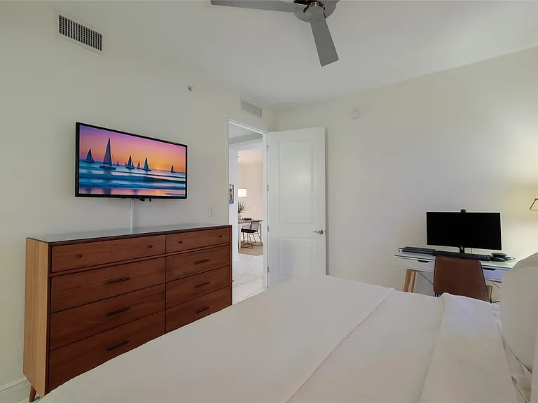 376 Aruba Cir #203 — Photo 17