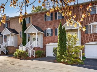 298 Emerald Dr, Harrisonburg, VA