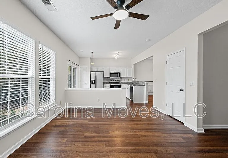 106 Waterford Park Dr — Photo 16