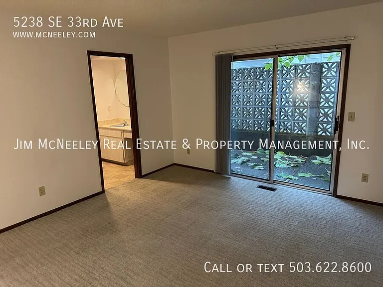 5238 SE 33rd Ave — Photo 5