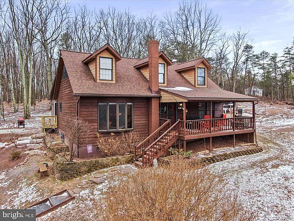3rd image of 783 Peewee Ln