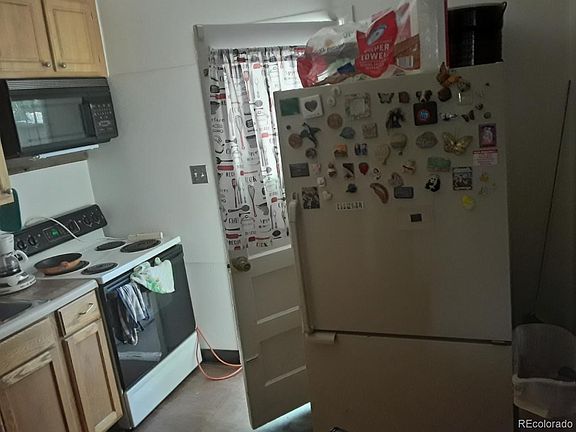 2nd image of 1540 S Sheridan Blvd