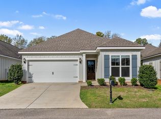 655 Norman Ln #D, Fairhope, AL 36532