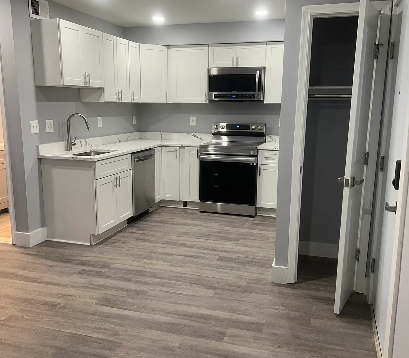5900 Foote LLC - 3 — Photo 1