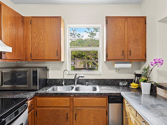 2nd image of 4145 NW 90th Ave APT 201