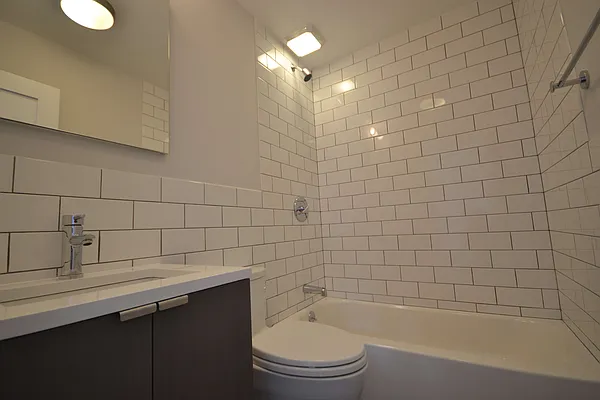 Rented by Bold New York | media 23