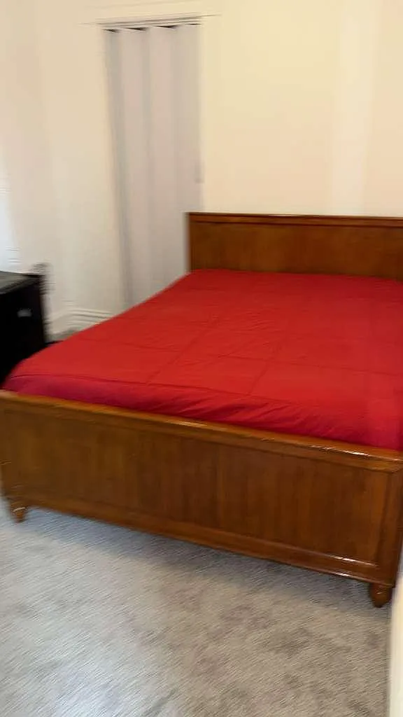 2 bed, 1.5 bath, 258 sqft, $700 — Photo 2