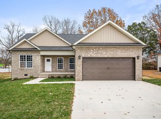 135 Beckam Way, Smithville, TN 37166