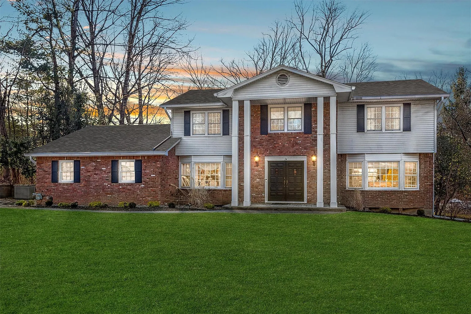 24 Beaumont Drive photo 1