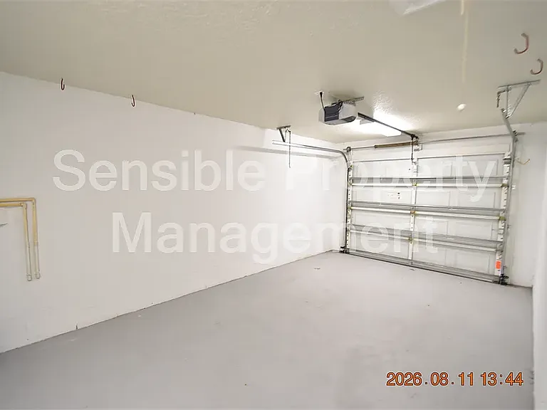 7413 Canterbury St — Photo 26