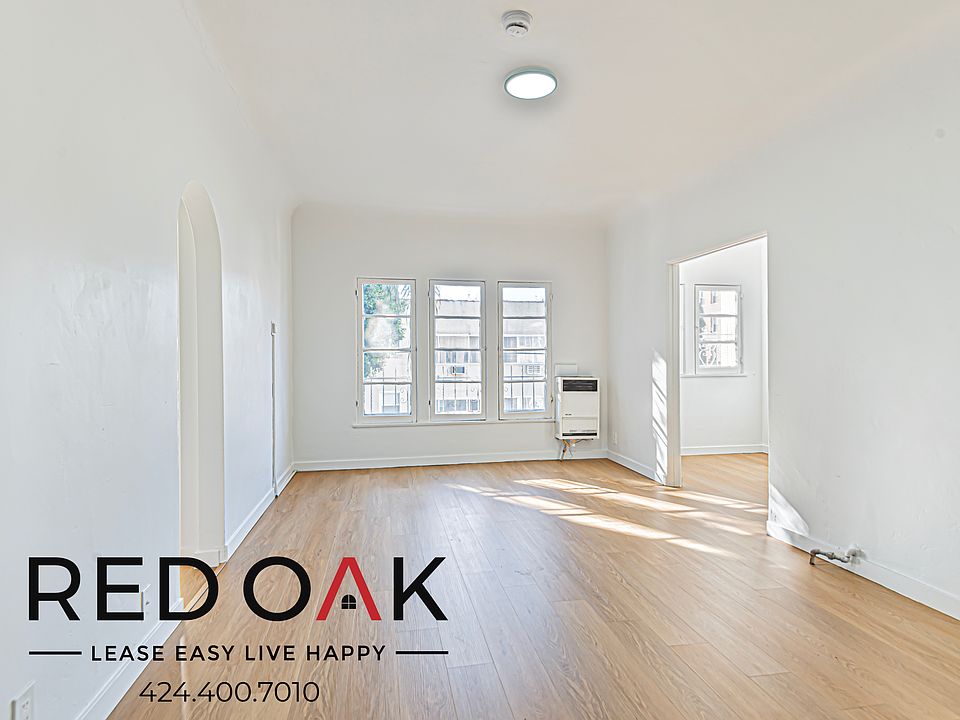 1st image of 706 N Saint Andrews Pl APT 206