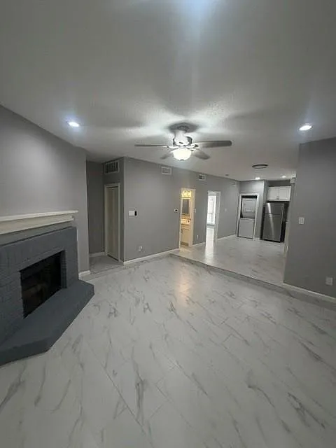 1 bed, 1.0 bath, 873 sqft, $1,200 — Photo 4