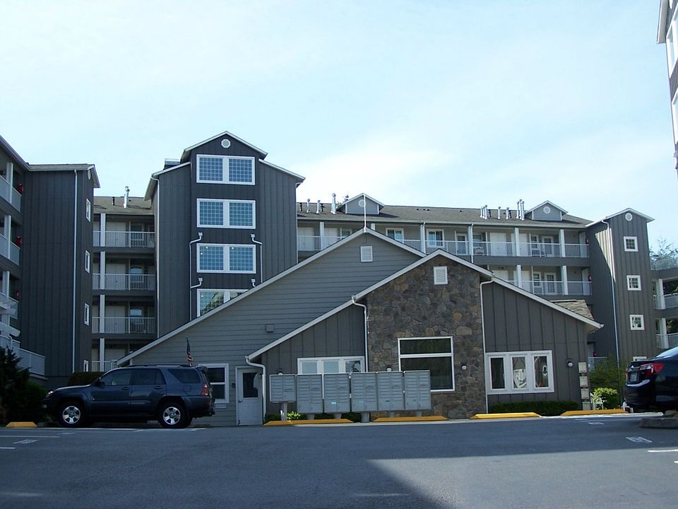 1st image of 1318 37th St Unit 1416