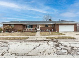 28840 Evelyn Ave, Warren, MI