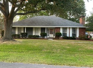 104 Siesta Dr, Lafayette, LA 70508