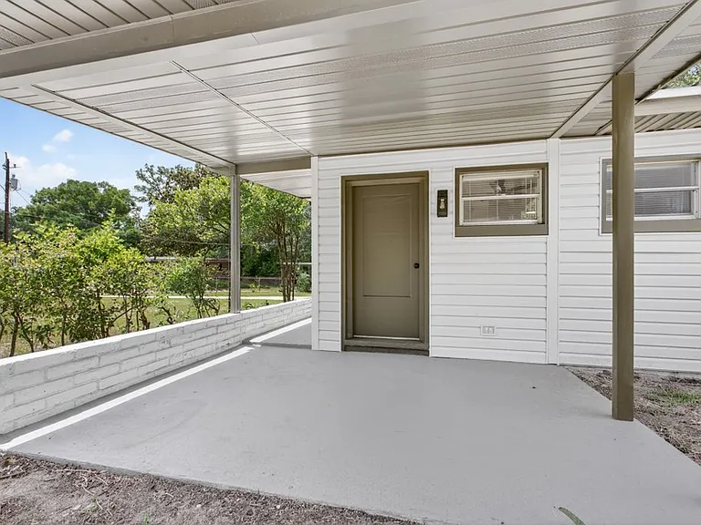 2149 Corot Dr — Photo 32