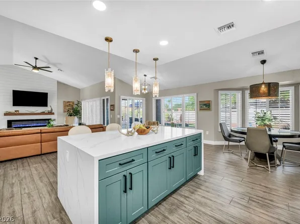 2412 Showcase Dr, Las Vegas, NV 89134
